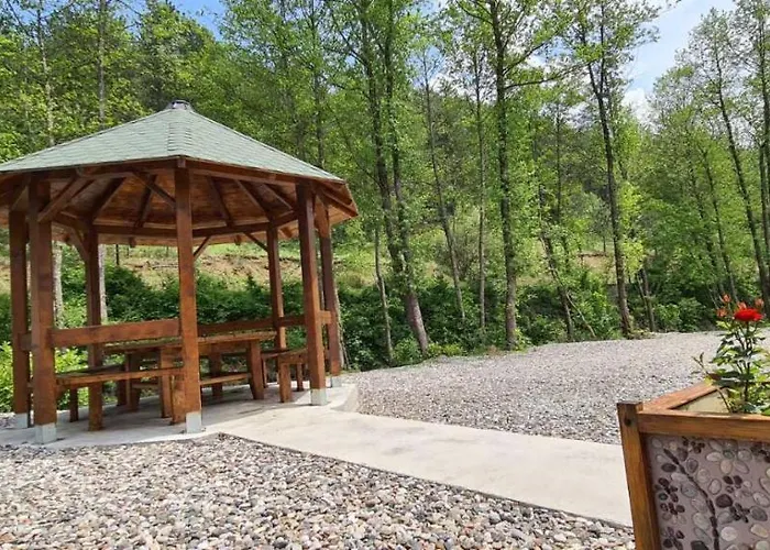 Feriehus Oaza Mokra Gora