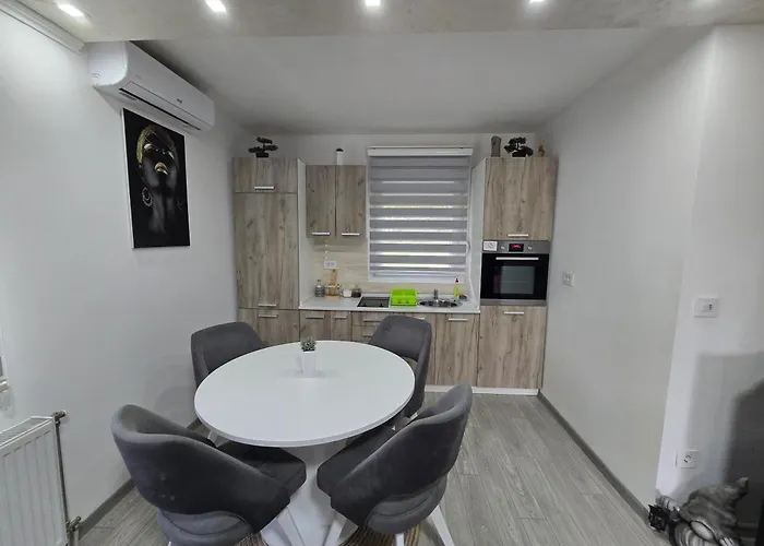 Oaza Feriehus Mokra Gora